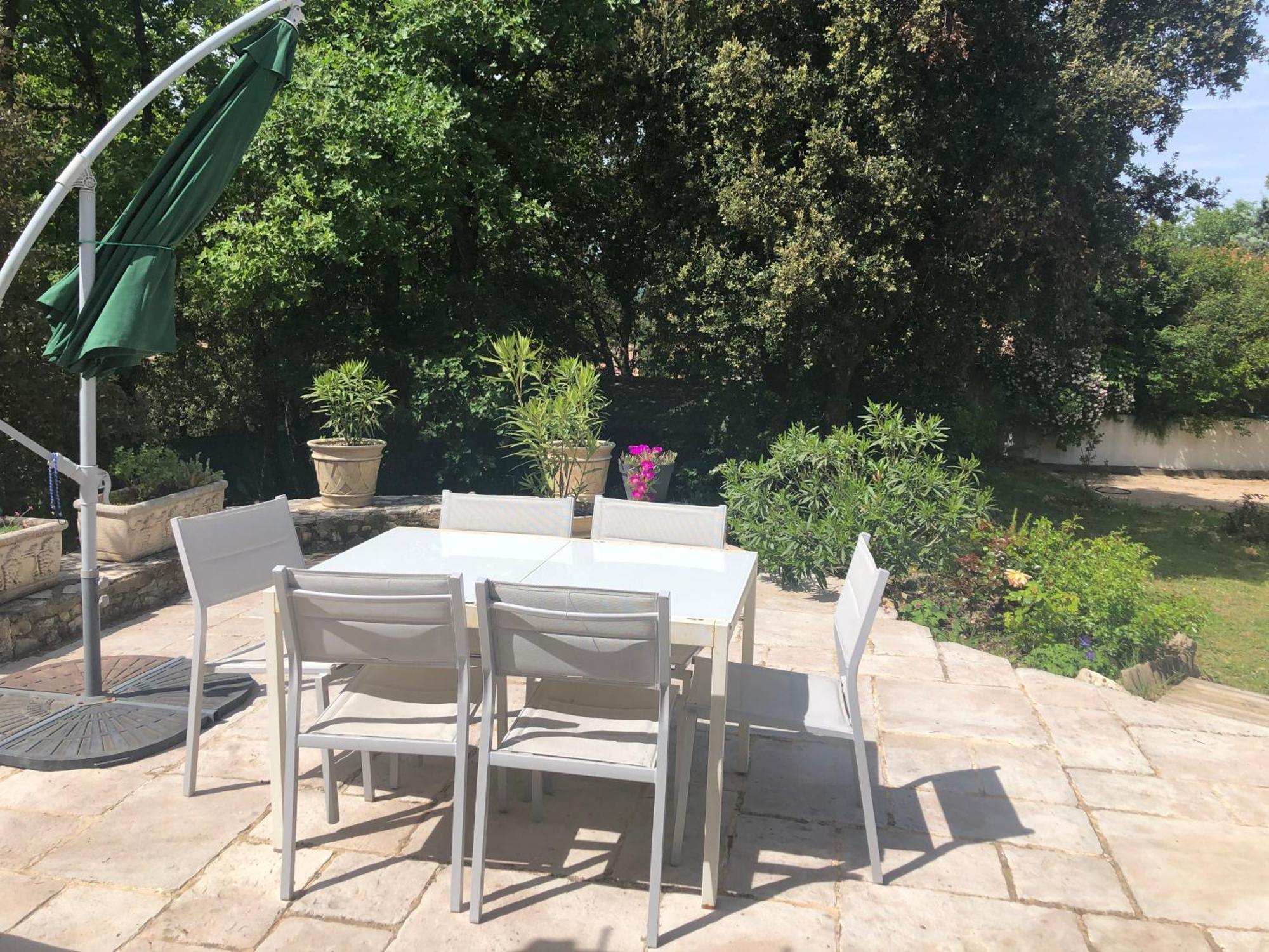 Villa Quinissole Sainte-Anastasie-sur-Issole ภายนอก รูปภาพ
